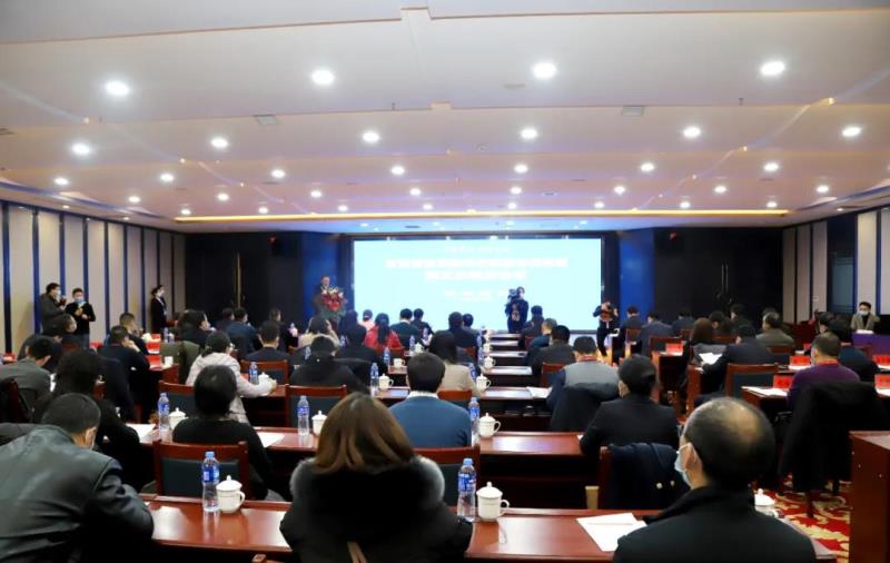 010501.jpg 010501.jpg